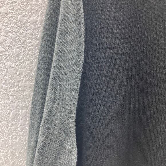 Calvin Klein Gray Black Colorblock Lightweight Knit Cotton Blend V Neck Sweater - Picture 7 of 10
